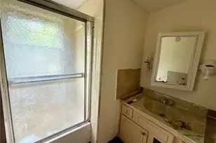 710 Pine St, Laurinburg, NC 28345 - Photo 5