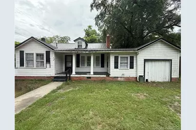 710 Pine Street, Laurinburg, NC 28345 - Photo 1