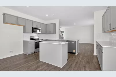 1052 Misty Creek Drive, Aberdeen, NC 28315 - Photo 11