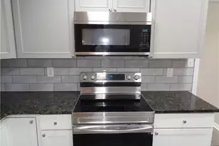 201 Rivenoak Dr, Fayetteville, NC 28303 - Photo 13