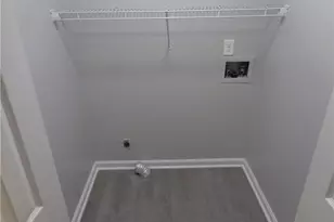 201 Rivenoak Dr, Fayetteville, NC 28303 - Photo 37