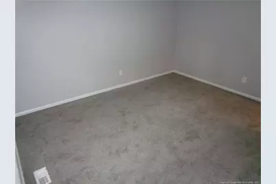 201 Rivenoak Drive, Fayetteville, NC 28303 - Photo 23