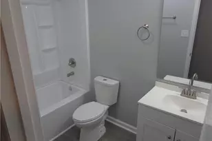 201 Rivenoak Dr, Fayetteville, NC 28303 - Photo 33