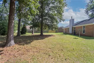 1041 Patrick Dr, Fayetteville, NC 28314 - Photo 31