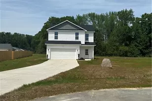 19 Chariot Cir, Lumber Bridge, NC 28357 - Photo 1