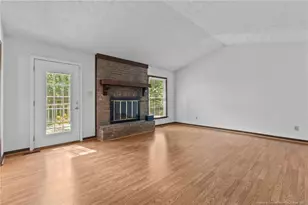 5831 Pettigrew Dr, Fayetteville, NC 28314 - Photo 19