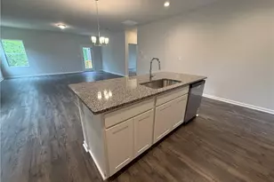 622 Blossom Trl, Lillington, NC 27546 - Photo 5