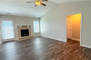 2228 Chasewater Rd, Fayetteville, NC 28306 - Photo 7