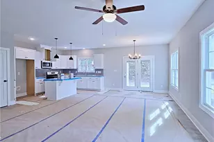 3339 Hopekirk Dr Lot 7, Fayetteville, NC 28306 - Photo 9