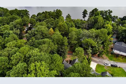 1401 Pennsylvania Avenue, Sanford, NC 27332 - Photo 3