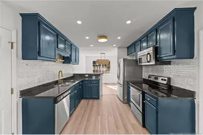 6137 Lakeway Drive, Fayetteville, NC 28306 - Photo 9