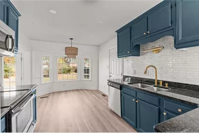 6137 Lakeway Drive, Fayetteville, NC 28306 - Photo 11