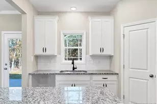 29821 Peach Orchard Rd, Wagram, NC 28396 - Photo 23