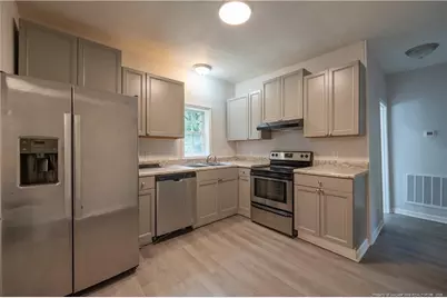 1913 Burnett Avenue, Fayetteville, NC 28306 - Photo 9
