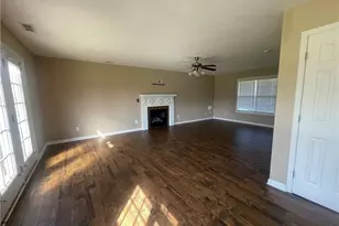 6617 Valley Falls Rd, Hope Mills, NC 28348 - Photo 7