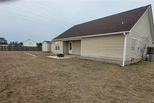 409 Lewis Clark Dr, Hope Mills, NC 28348 - Photo 25