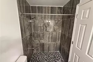 1921 Roxie Ave, Fayetteville, NC 28304 - Photo 17