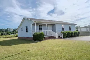 101a Barnes Dr, Erwin, NC 28339 - Photo 3