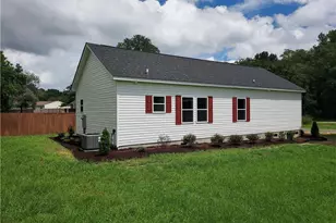 102 Lincoln Ave, Carthage, NC 28327 - Photo 5