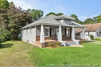 204 W E Street, Erwin, NC 28339 - Photo 3