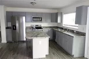 273 E Poplar St, Bladenboro, NC 28320 - Photo 5