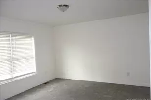 273 E Poplar St, Bladenboro, NC 28320 - Photo 7