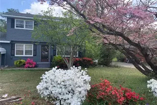 1939 Ireland Dr, Fayetteville, NC 28304 - Photo 5