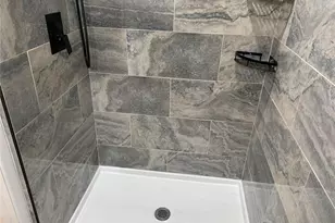 1939 Ireland Dr, Fayetteville, NC 28304 - Photo 25