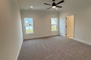 315 Baymeadow Bnd, Lumberton, NC 28358 - Photo 17