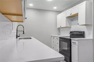 1920 Dogwood St, Fayetteville, NC 28301 - Photo 11