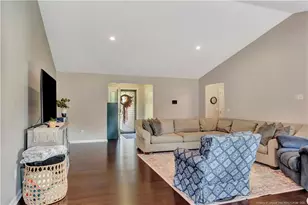 704 Brookfield Dr, Pembroke, NC 28372 - Photo 7