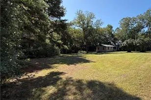 274 Lawrence Brown Rd, Bladenboro, NC 28320 - Photo 7