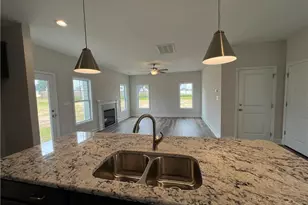 172 London Dr, Raeford, NC 28376 - Photo 7