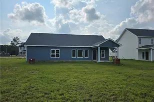 102 Sunny Acres Ln, Clinton, NC 28328 - Photo 17