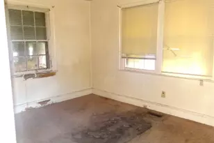 214 S Windsor Dr, Fayetteville, NC 28301 - Photo 9