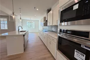 78 Graduate Ct, Spring Lake, NC 28390 - Photo 7