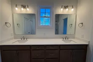 78 Graduate Ct, Spring Lake, NC 28390 - Photo 9