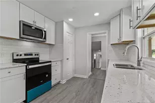 2706 Fordham Dr, Fayetteville, NC 28304 - Photo 5