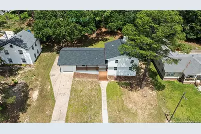 2706 Fordham Drive, Fayetteville, NC 28304 - Photo 3