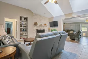 891 Long Iron Dr, Fayetteville, NC 28312 - Photo 9