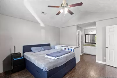 5917 Bloomsbury Drive, Fayetteville, NC 28306 - Photo 15