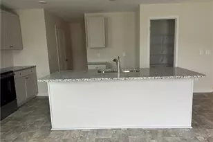 5855 Gator Wy, Hope Mills, NC 28348 - Photo 5