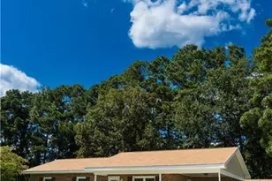 2975 Crystal Ln, Lumberton, NC 28358 - Photo 3