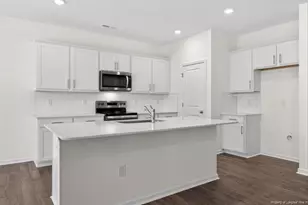 1086 Shoreline Dr, Vass, NC 28394 - Photo 9