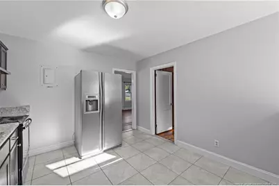 821 Sandalwood Drive, Fayetteville, NC 28304 - Photo 19