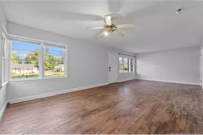 821 Sandalwood Drive, Fayetteville, NC 28304 - Photo 9