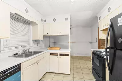 5246 Sundown Drive, Fayetteville, NC 28303 - Photo 11