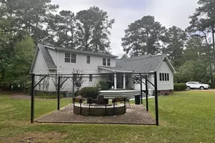 200 Londonderry Dr, Lumberton, NC 28358 - Photo 5