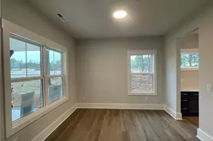 613 Watauga Ln, Aberdeen, NC 28315 - Photo 3