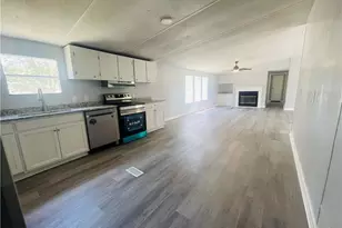 14409 Nc Hwy 130 W, Maxton, NC 28364 - Photo 9